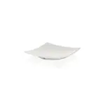 22x22 cm ölçülerinde, 3 cm yüksekliğe sahip, güneş ışını dokulu mat krem beyaz renkli kavisli kare HappyChef açık büfe sunum ve meze teşhir tabağı.