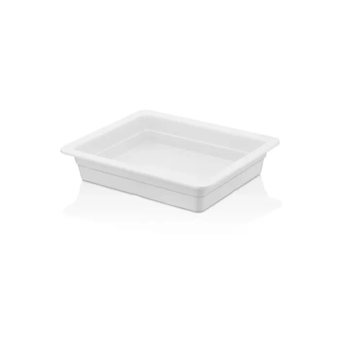 32,5x26,5 cm ölçülerinde, 6,5 cm orta derinliğe ve 2,9 litre hacme sahip, krem beyaz renkli dikdörtgen geniş HappyChef gastronorm küvet ve teşhir kabı.