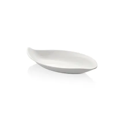 38x20 cm ölçülerinde, 5 cm derinliğe sahip krem beyaz renkli yaprak ve kayık formunda HappyChef açık büfe sunum kasesi ve meze teşhir tabağı.
