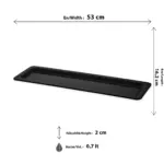 53x16.2 cm ölçülerinde, 2 cm derinliğinde ve 0.7 litre hacimli siyah renkli uzun dikdörtgen HappyChef gastronorm küvet ve teşhir tepsisi.
