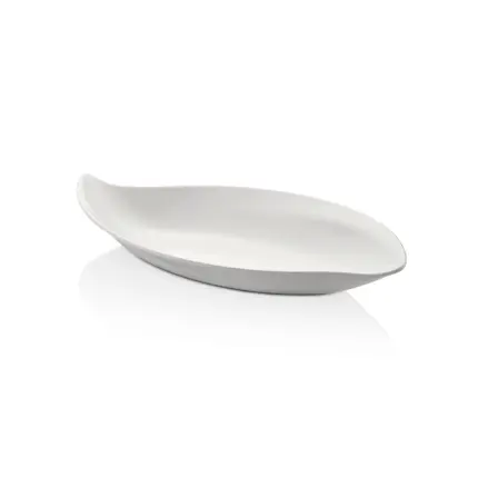 46x25 cm ölçülerinde, 6 cm derinliğe sahip krem beyaz renkli yaprak ve kayık formunda HappyChef açık büfe sunum kasesi ve meze teşhir tabağı.