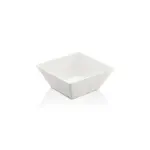 19x19 cm ölçülerinde, 7,8 cm yüksekliğe ve 1,56 litre hacme sahip kendinden dalga desenli parlak beyaz kare HappyChef melamin açık büfe salata reyonu ve meze teşhir kasesi.