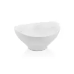 28,5x26,7 cm ölçülerinde ve 14,4 cm derinliğe sahip, asimetrik kavisli tasarımıyla öne çıkan büyük boy beyaz Diana salata ve sunum kasesi.